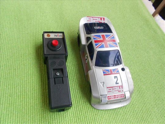 Porsche 924 Turbo na bežično daljinsko 1982.