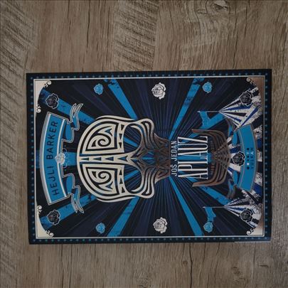 „Aplauz“ I i II Hejli Barker 