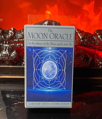 Tarot moon oracle 