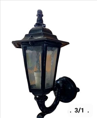 Pele livena zidna lampa fenjer 3/1 - crni