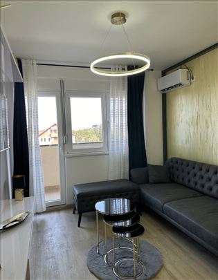Surčin, Meše Selimovića, nov, LUX,2.0 stan