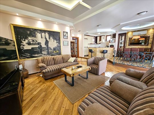 TOP ponuda, Sarmantan, 85m2 + terasa 34m2, Zemun