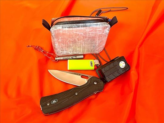 Dyneema zipper pouch