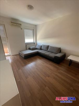 Novi Sad, Bulevar, Stan, 2, 57,00m2