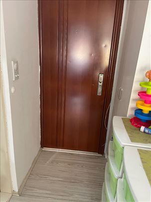 Mirijevo; 1,5 soban 35 m2, terasa, na ozakonjenju