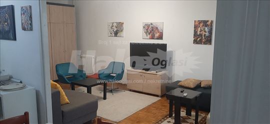 Novi Beograd - blok 64 dvosoban kod Immo centra