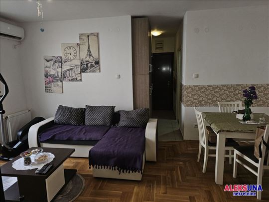 Novi Sad, Sajam, Stan, 2.5, 46,00m2