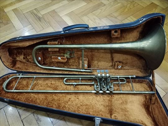 Trombon sa koferom