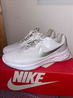 Nike bele patike za trčanje (42)