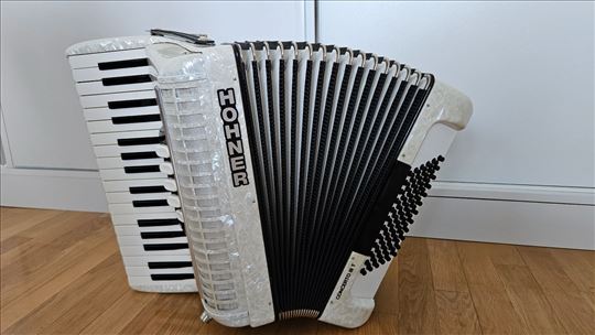 HOHNER CONCERTO III T (72 basova)