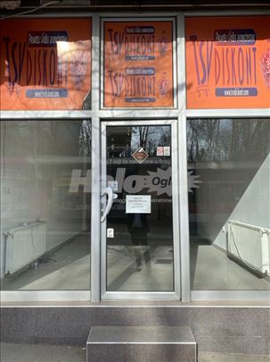 Lokal 61m2 u centru Kraljeva, pored pijace