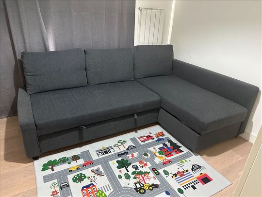 Hitno prodajem Ikea friheten sofa