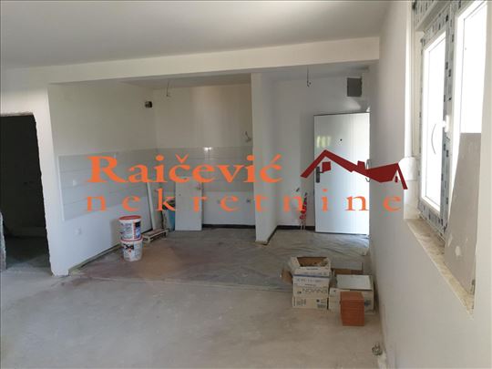 Jajinci, Jakova Galusa, 3.5, 66 m2, terasa od 10m2