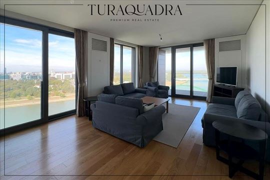 Trostrani pogled na reku – BW Residences, Kula B