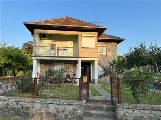 Kuća na sprat 190m2, Panonija