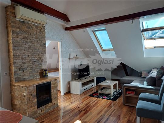 Novi Beograd, Blok 24, Super Vero