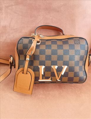 LV moderna torbica 