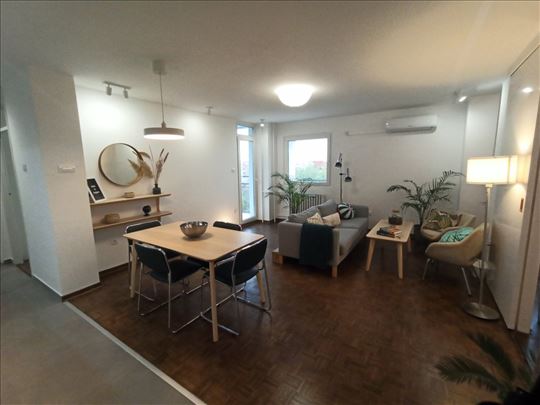 Blok 28, renoviran, funkcionalan, ID 23145