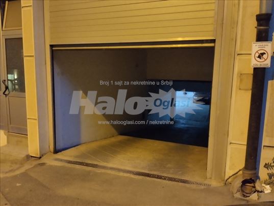 Garažno mesto,Živojina Zujovica , Zvezdara