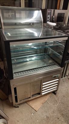 Vitrine za kolače,hladni stolovi,za kuhinju i kafi