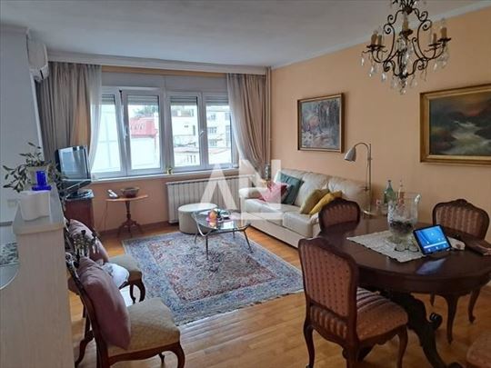 Stari Grad, Dorćol, Cara Uroša, 52m2, izdavanje ID