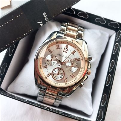 Michael Kors sat