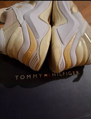 Tommy Hilfiger patike