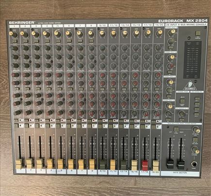 Behringer MX 2804 mikseta