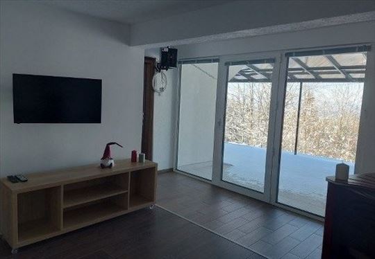 Objekat sa 4 apartmana