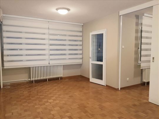 Blok 30, renoviran, pogodan i kao pp, ID 23229