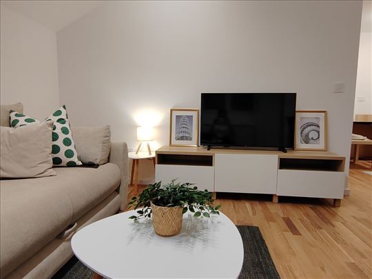 TOP, NOV, Krnjača, Metro, 3 sobe, terasa, parking