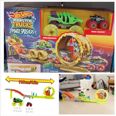 Hot Wheels set sa 2 auta i stazom