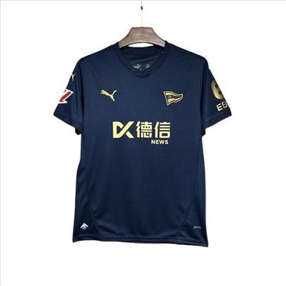 Deportivo Alaves 2024/2025 dres treća garnitura