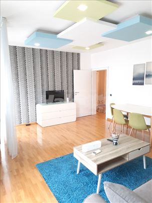 Lux stan u novogradnji na C.Krstu 85m2