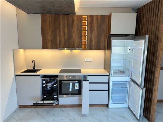 Brend new apartment na Ledinama,lux neuseljavan