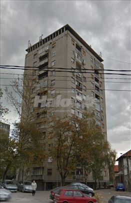 Veljka Dugoševića, Zvezdara, Izdaje se garsonjera