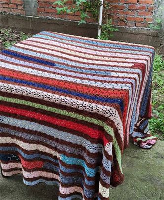 Ručno heklani prekrivač, pokrivač