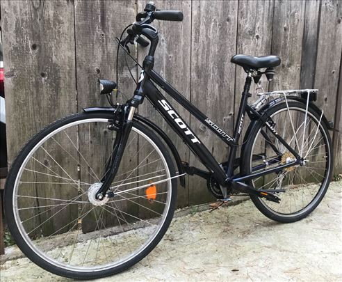 Alu city unisex servisiran bicikl 8 speed 28”