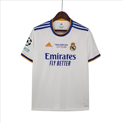 Real Madrid 2021/2022 domaci dres 