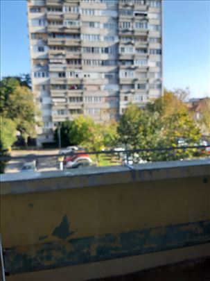 Zemun, Ohridska -  58m2, adaptibilan