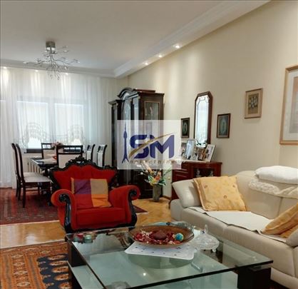 Sremčica, Lux nova kuća 295m2 na 11 ari
