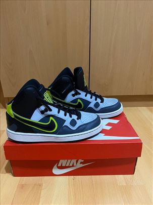 Duboke Nike kozne Original br.37.5