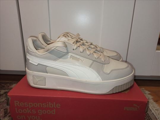 Zenske patike Puma carina street animal fever 