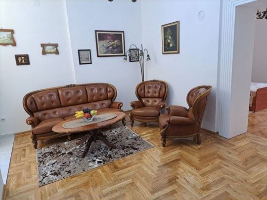 Novopazarska, 52m2, namešten, pet friendly