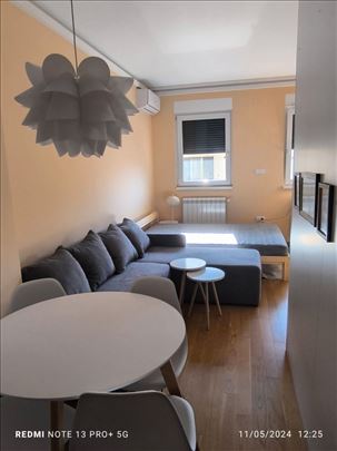 TOP,Vračar,parking,apartman, namešten,opremljen