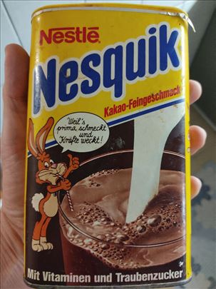 Nestle Nesquik kutija