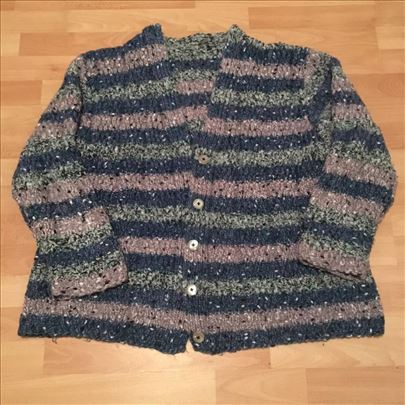 Ručno štrikan džemper - vuneni