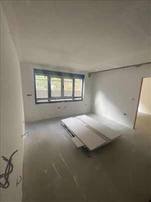 2,5 Karaburma Ćustendilska 58m2 + terasa 20m2 NOV 