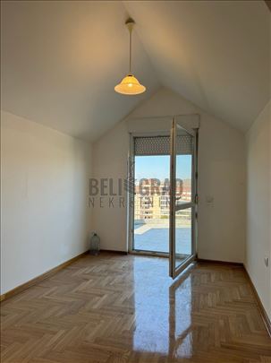 Lux-duplex prelep pogled, Gradska bolnica Zvezdara