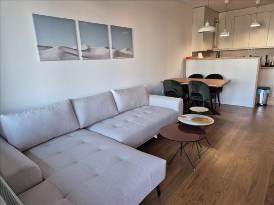 Lastavice, lux, novogradnja, garaža, ID 23381
